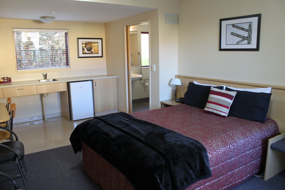 Alhambra Oaks Motor Lodge Dunedin Eksteriør billede