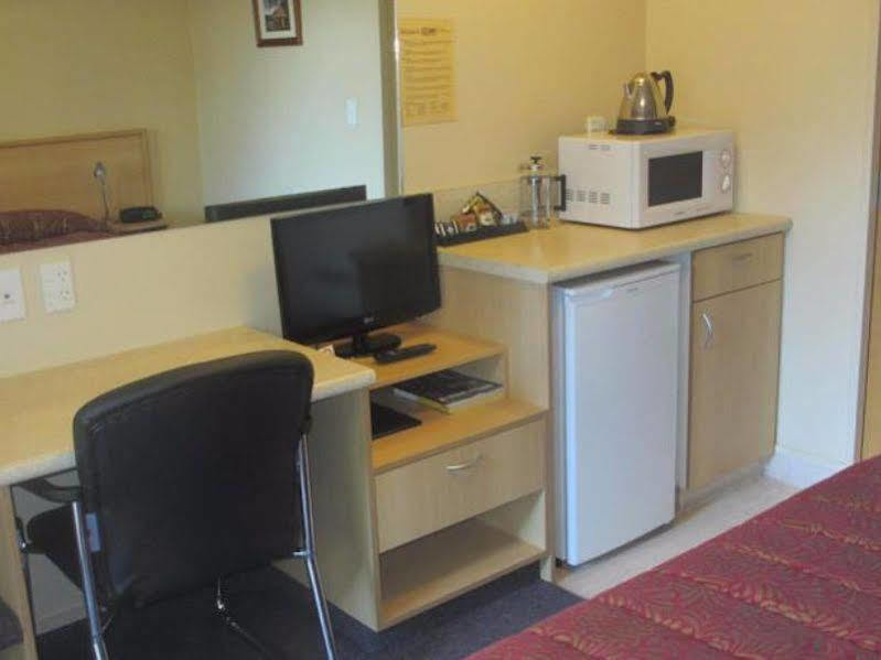 Alhambra Oaks Motor Lodge Dunedin Eksteriør billede