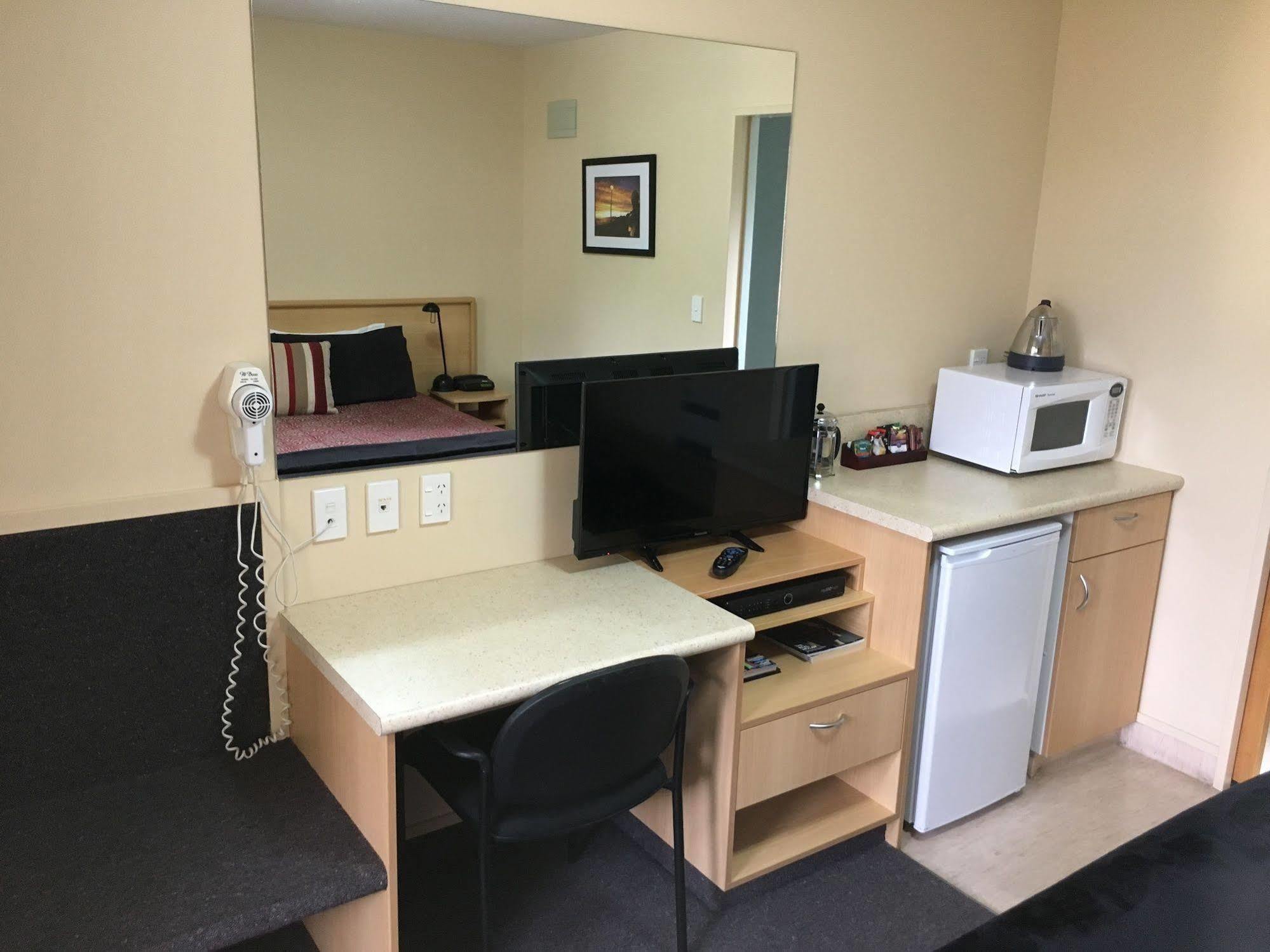 Alhambra Oaks Motor Lodge Dunedin Eksteriør billede