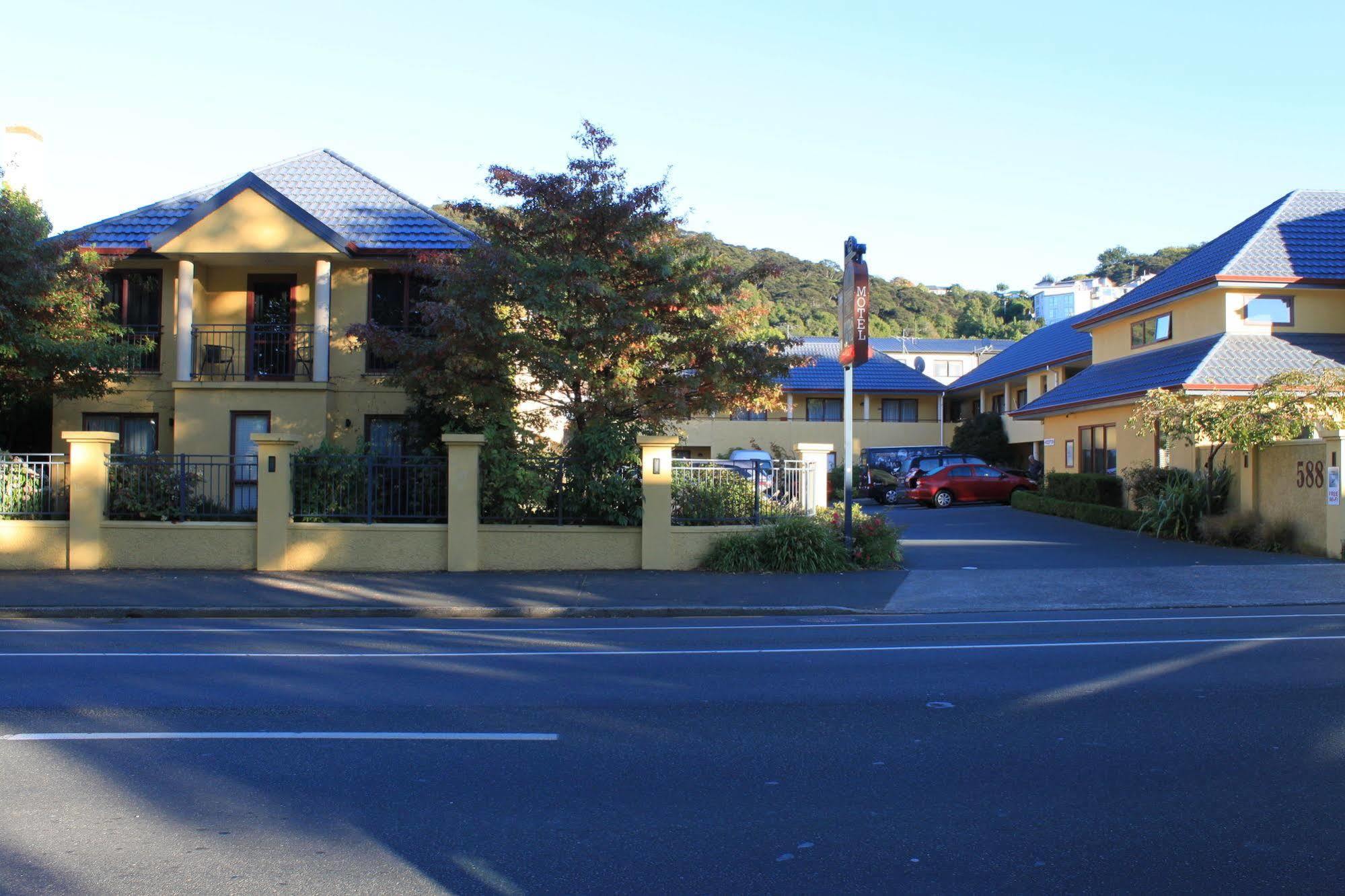 Alhambra Oaks Motor Lodge Dunedin Eksteriør billede