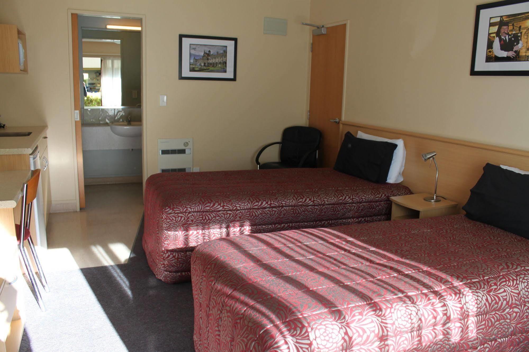 Alhambra Oaks Motor Lodge Dunedin Eksteriør billede