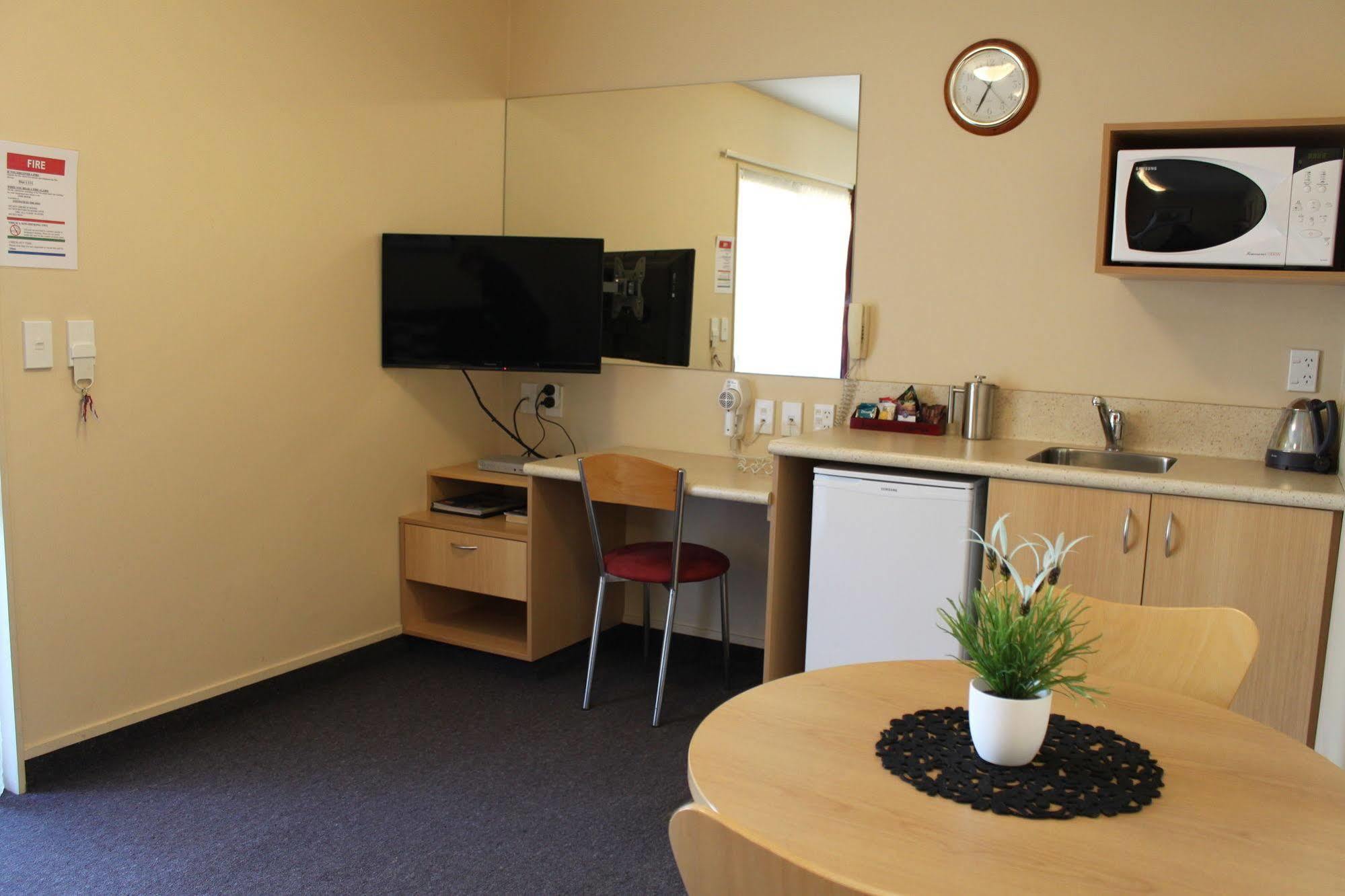 Alhambra Oaks Motor Lodge Dunedin Eksteriør billede